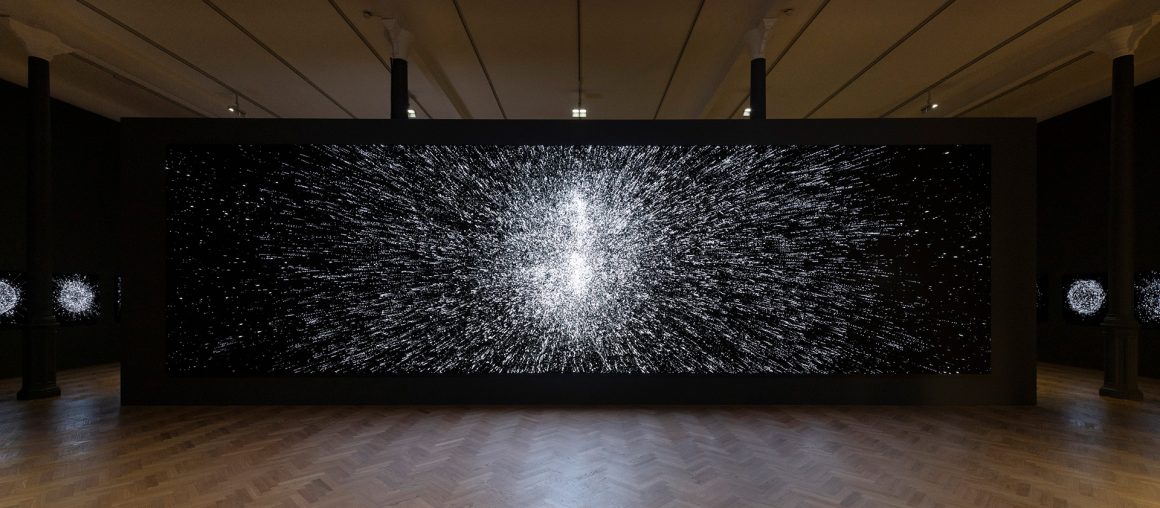 Leo Villareal brings light to life in new show