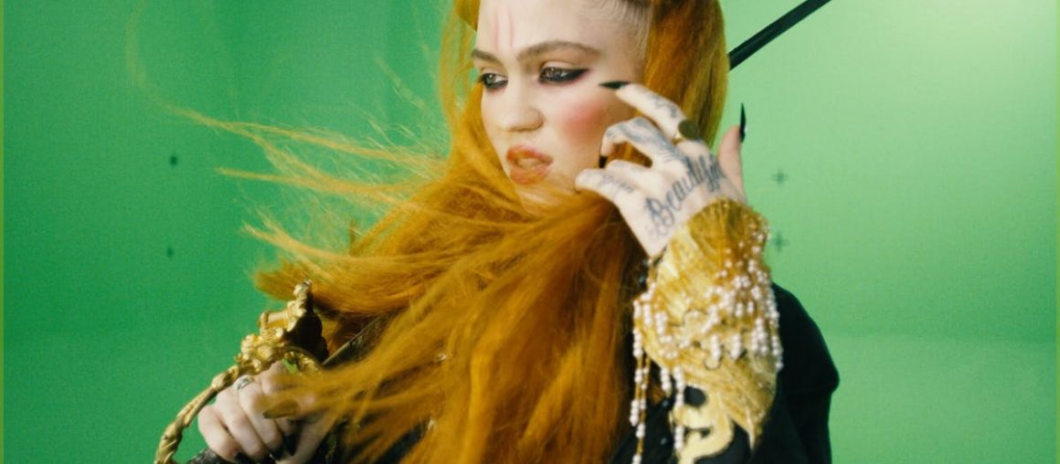 Grimes wants you to direct her new music video