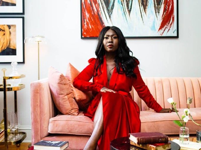 This Creative Consultant Transformed Her Home With a Lot of Art and a $40 Hack