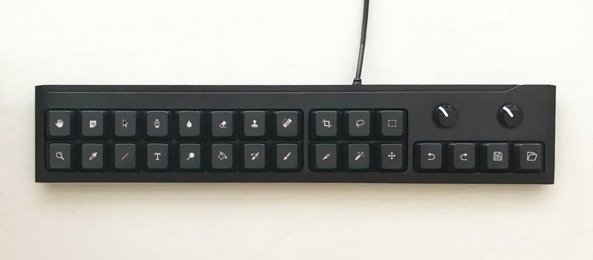 A Ukrainian designer is selling custom keyboards that replicate the Photoshop toolbar