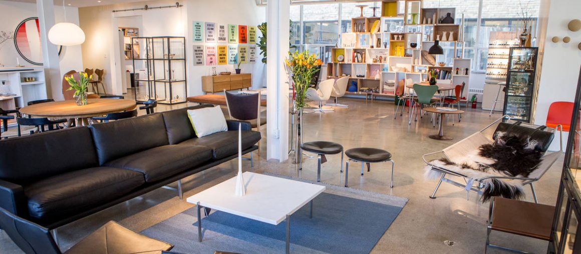10 furniture stores in Toronto having big sales right now