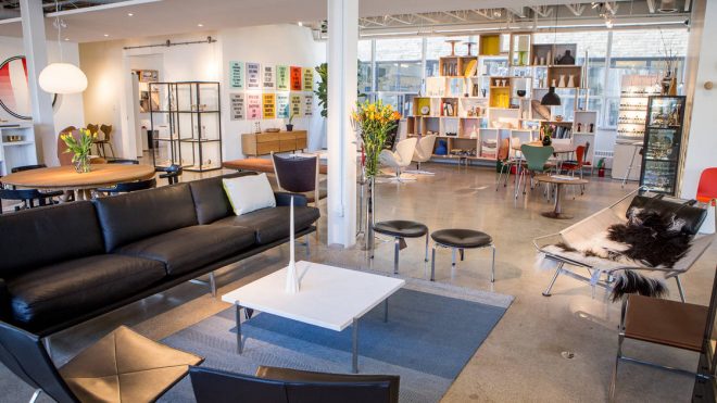 10 furniture stores in Toronto having big sales right now