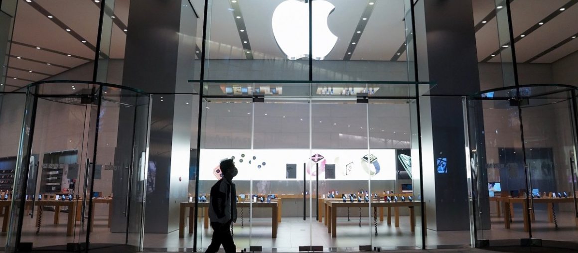 Here's What the iPhone 12 Pro Max Is Expected to Look Like