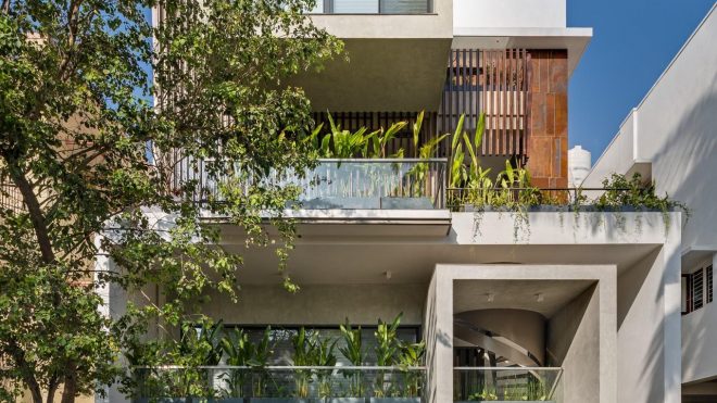 Belaku House / TechnoArchitecture