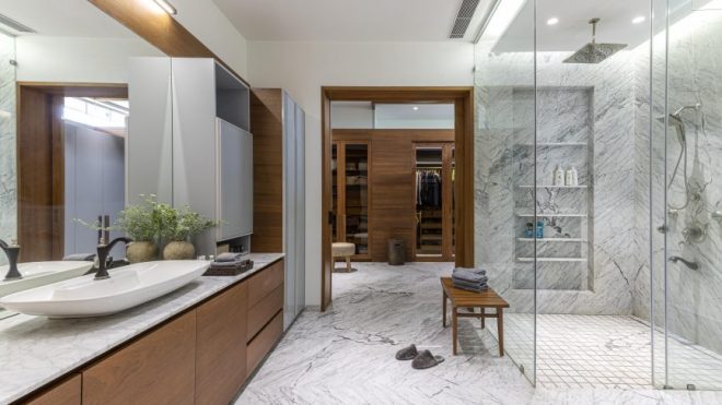 How to brighten up a dark bathroom
