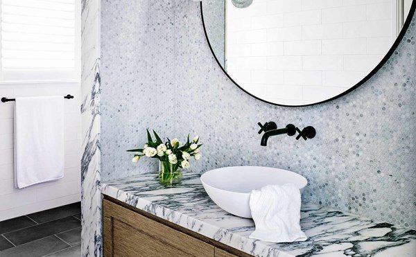 15 powder room ideas that will instantly elevate your home