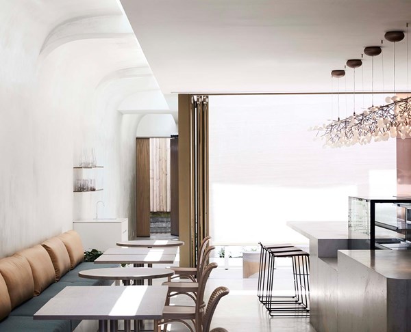 Minimalist interior design: 5 steps to simplify your style