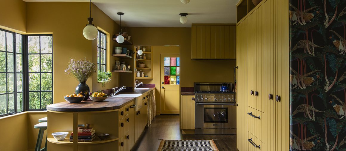 Kitchen of the Week: 'SMILF' Creator Frankie Shaw's Newfangled Old-Fashioned Remodel by Reath Design - Remodelista