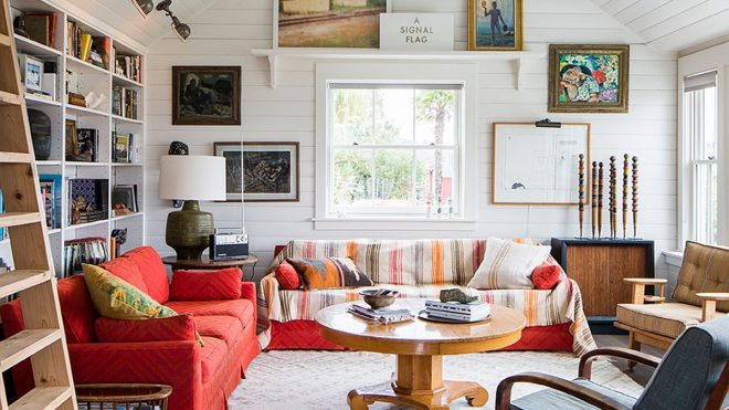 Timeless 1890’s Shipbuilder’s Cabin on Vashon Island Turned into Coastal Home