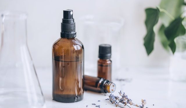 Cleaning Solutions Using Essential Oils | Hunker