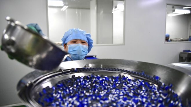 Can AI Algorithms Help Design a Knockout Antiviral?