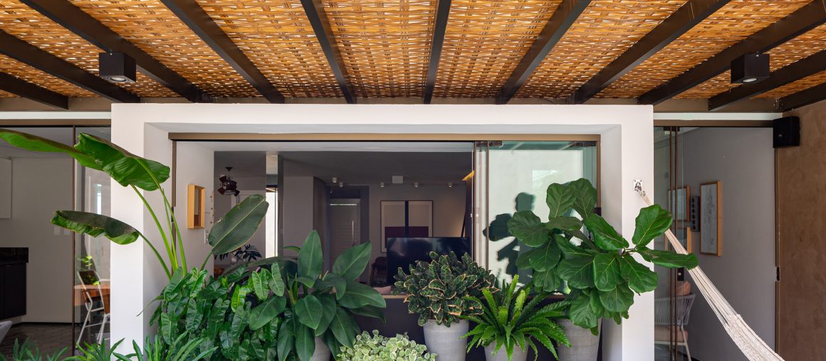 Oasis House / Studio Kyze Arquitetura e Design