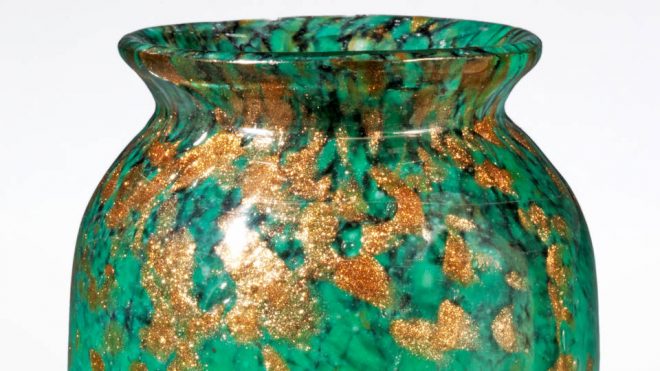 V&A · A-Z of glass