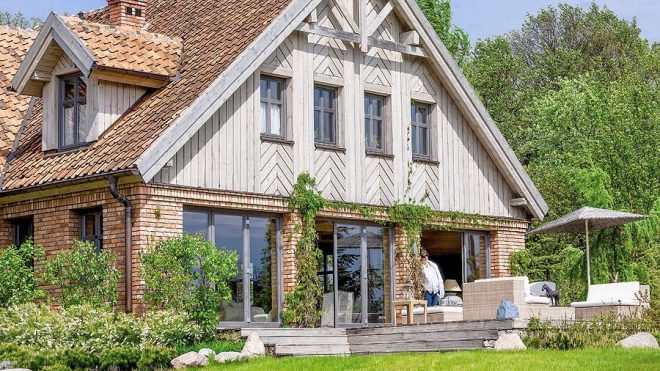 An Eclectic House With a Weathered Look And A Very Sophisticated Interior