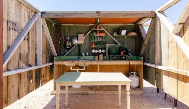5 Rustic Outdoor Kitchens That Will Leave You Jonesing for a Rugged Backyard Retreat | Hunker