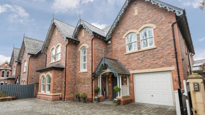 Stunning family home with bunk bed den and gallery landing goes up for sale