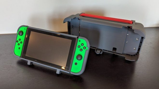 Review: Manji Command Case's unique design is amatuerishly executed