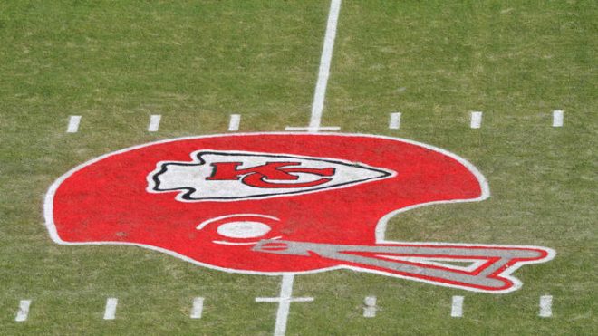 NFL COVID-19 Helmet Prototype Gets Mixed Reactions PHOTO