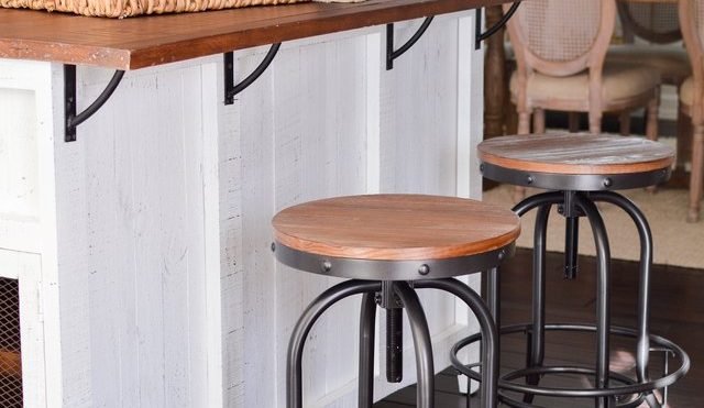 An Industrial Farmhouse Kitchen Is the Best of Both Worlds | Hunker