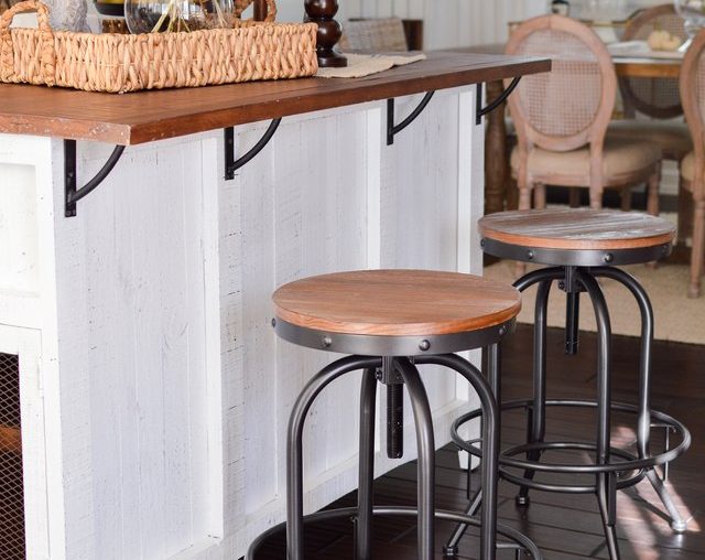 An Industrial Farmhouse Kitchen Is the Best of Both Worlds | Hunker