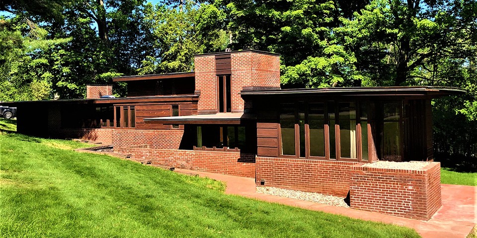 Frank Lloyd Wright's Charles and Dorothy Manson House Is up for Sale