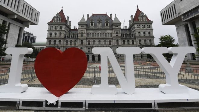 Milton Glaser, legendary graphic designer, creator of ‘I ♥️ NY’ logo, dies at 91