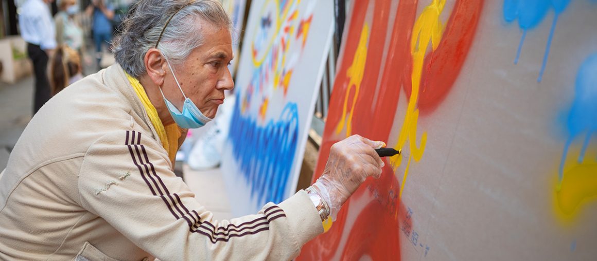 Interactive Event with Paint Kartel Teaches Seniors to Create Bold Graffiti in Belgrade