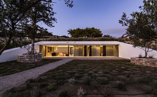 Scapearchitecture embeds summer residence into landscape towards the sea on Paros Island
