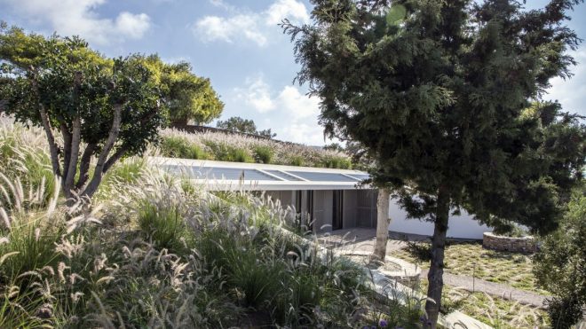 Beautiful Summer House Greece Half Hidden Within A Slope