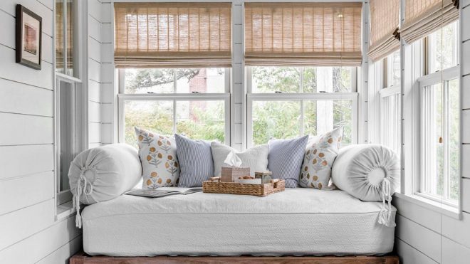 Best Bedrooms with Painted Floors: Seasonal Trend with a Difference