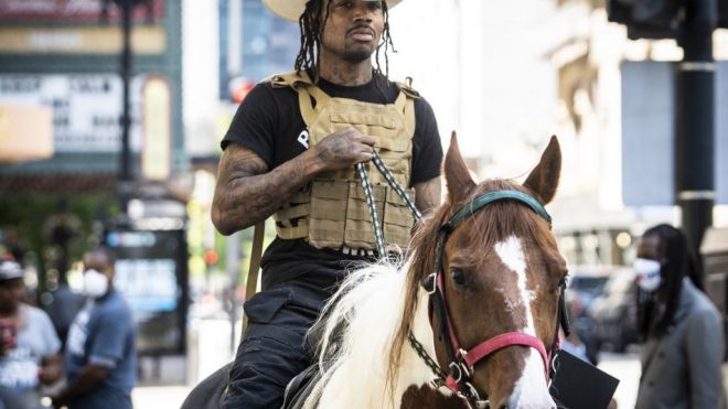 Dread Head Cowboy rides to the rescue of Chicago’s dismal response to 2020 U.S. census