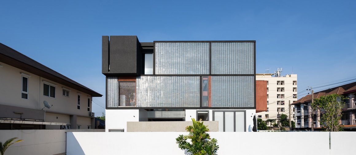 Sena House in Bangkok Features a Giant Glass Wall