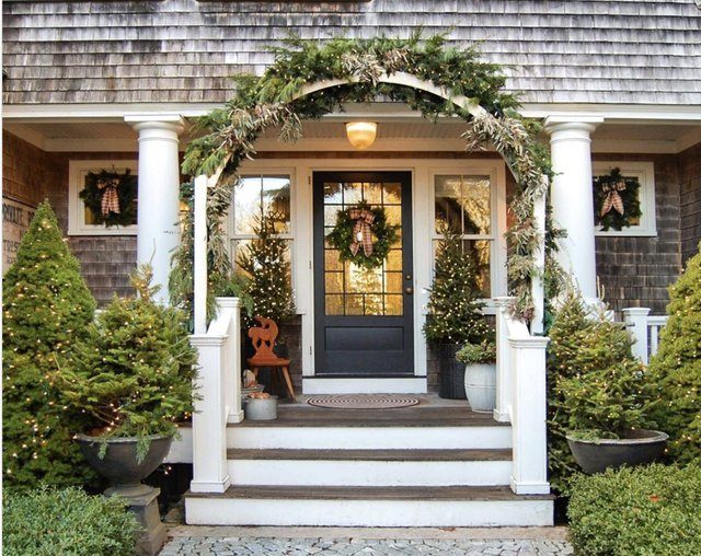These Christmas Yard Decorations Will Make You Look Forward to the Holiday Season | Hunker
