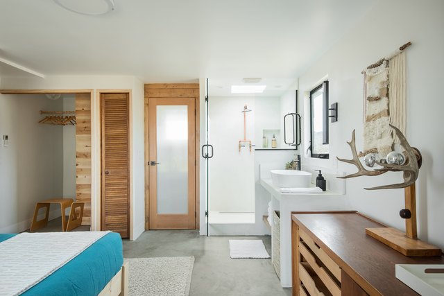 6 Showstopping Basement Bathroom Ideas That Deliver | Hunker