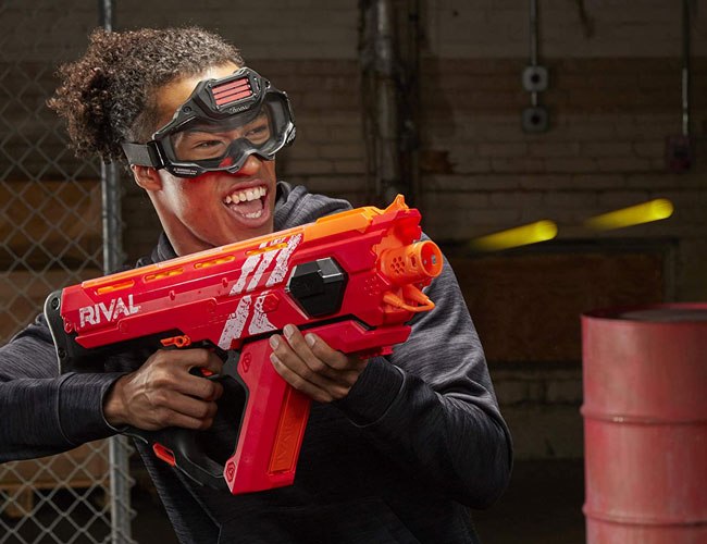 Obliterate Your Backyard Enemies With an Automatic Nerf Gun