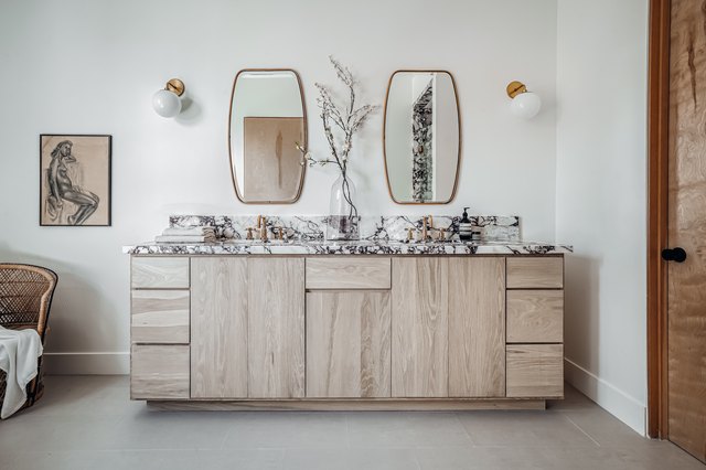 These 25 Bathrooms Are Picture-Perfect | Hunker