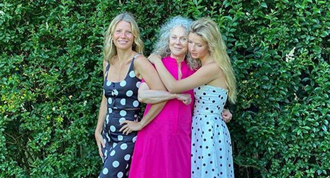 Gwyneth Paltrow Shares Cute Photo with Daughter Apple & Mom Blythe Danner!