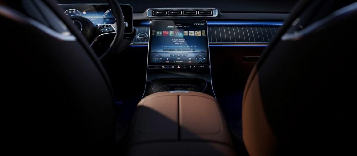 Mercedes-Benz shows off the forthcoming S-Class' new interior and it's gorgeous