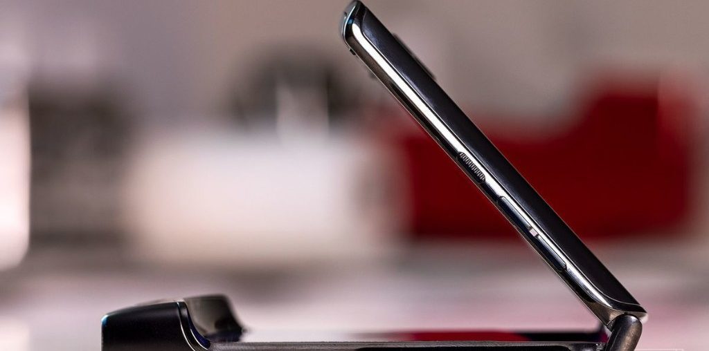 Motorola teases smartphone event for September 9th
