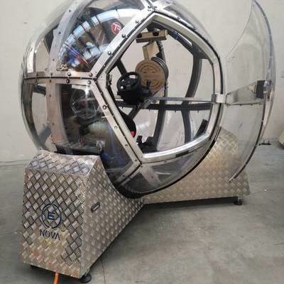 How a New Zealand Company Cracked the VR Motion Sickness Problem: Put the User in a 360-Degree Rotating Sphere - Core77