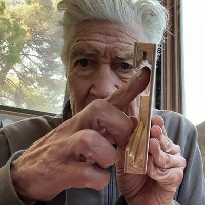 David Lynch Explains His Design for a DIY Smartphone-to-Tripod Adapter - Core77