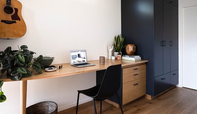 Guide to Small Home Office Ideas and Inspiration | Hunker