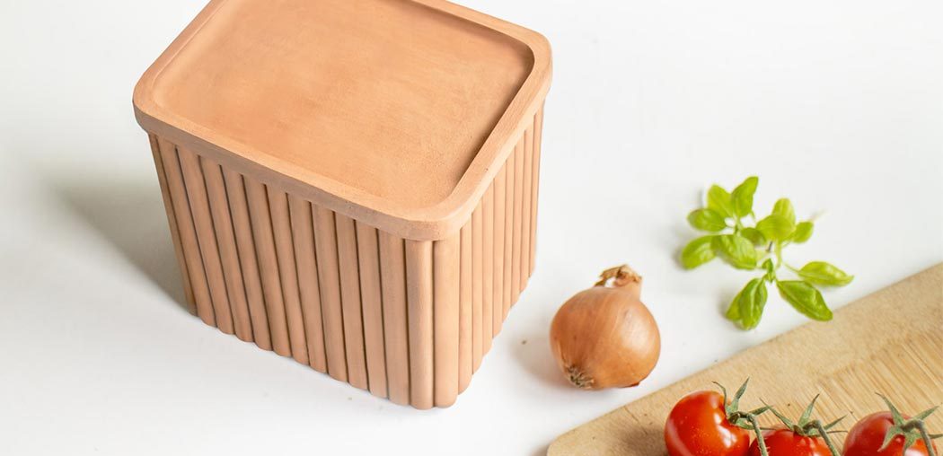 This 3D printed sustainable clay range is an indigenous storage solution that reduces food waste!