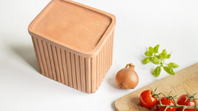 This 3D printed sustainable clay range is an indigenous storage solution that reduces food waste!