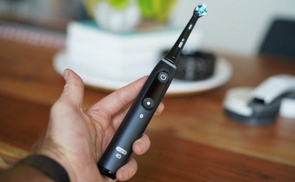 Oral-B's iO smart toothbrush is a big upgrade in just about every way