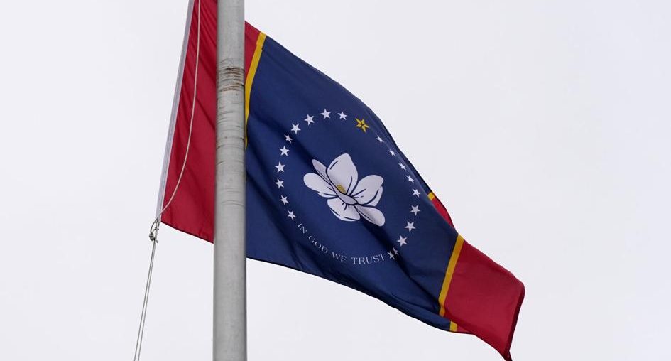 Mississippi flag: Magnolia could replace old rebel symbol