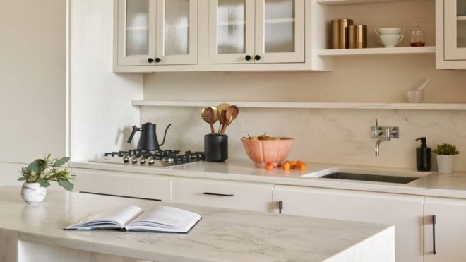 A New York Apartment Goes From White Box to Warm and Inviting
