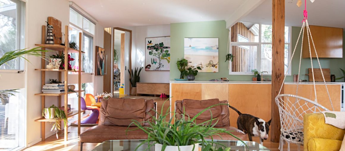 It’s Impossible to Pick a Favorite Element in This Artist’s Colorful Australian House