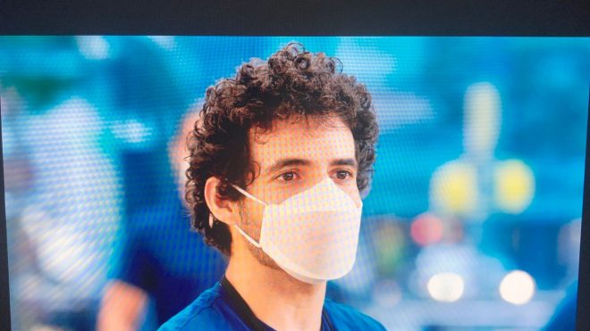 Apple Designs Two Custom Face Mask Styles for Corporate and Retail Employees