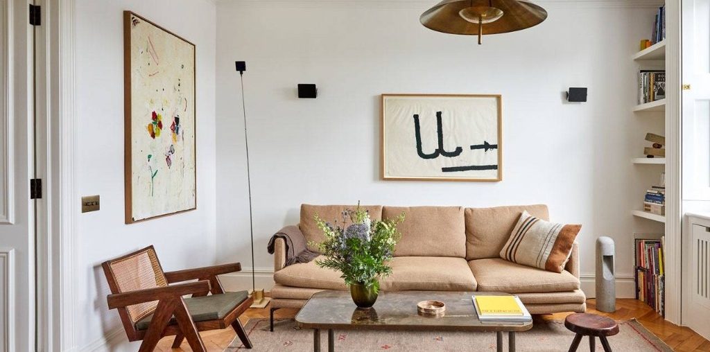 Inside a Warm and Welcoming London Maisonette